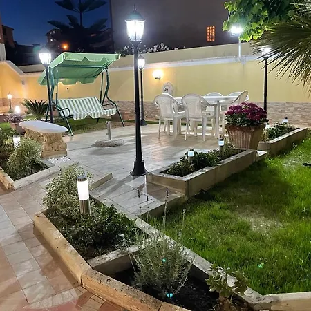 Nicola فندق مبيت وإفطار *